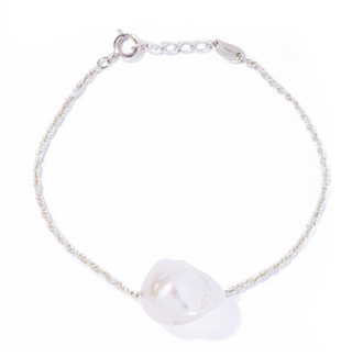 baroque pearl bracelet