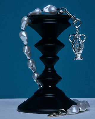 treasure pot pearl strap