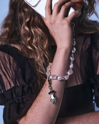 hand pearl strap