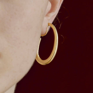 ivy hoop earring