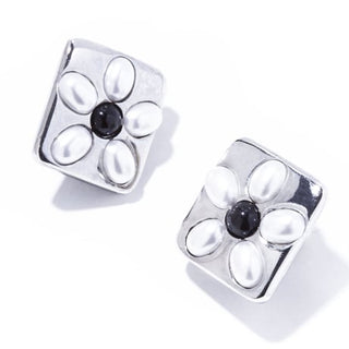 Poppy earring
