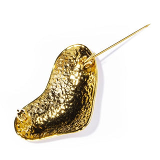 mind brooch