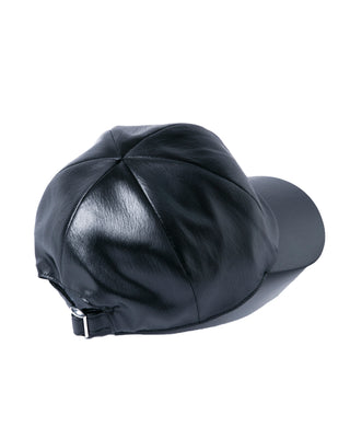 val cap
