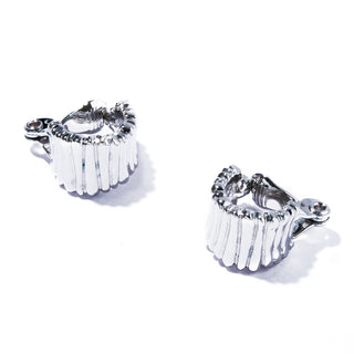metis earring