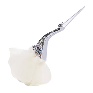 bara brooch