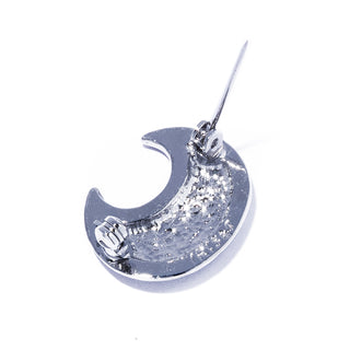 tsuki brooch