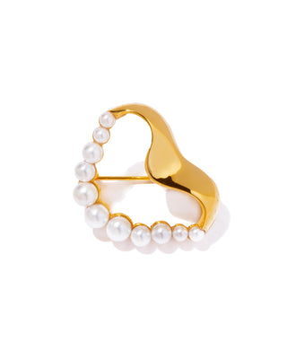 undulate pearl brooch