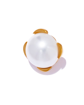 contour brooch