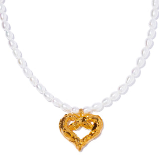 hera pearl necklace