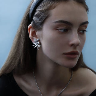 anis earring