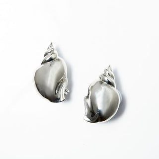 shell earring