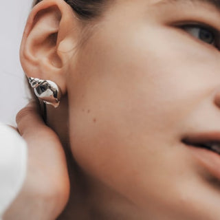 shell earring