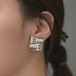 arabesque earring