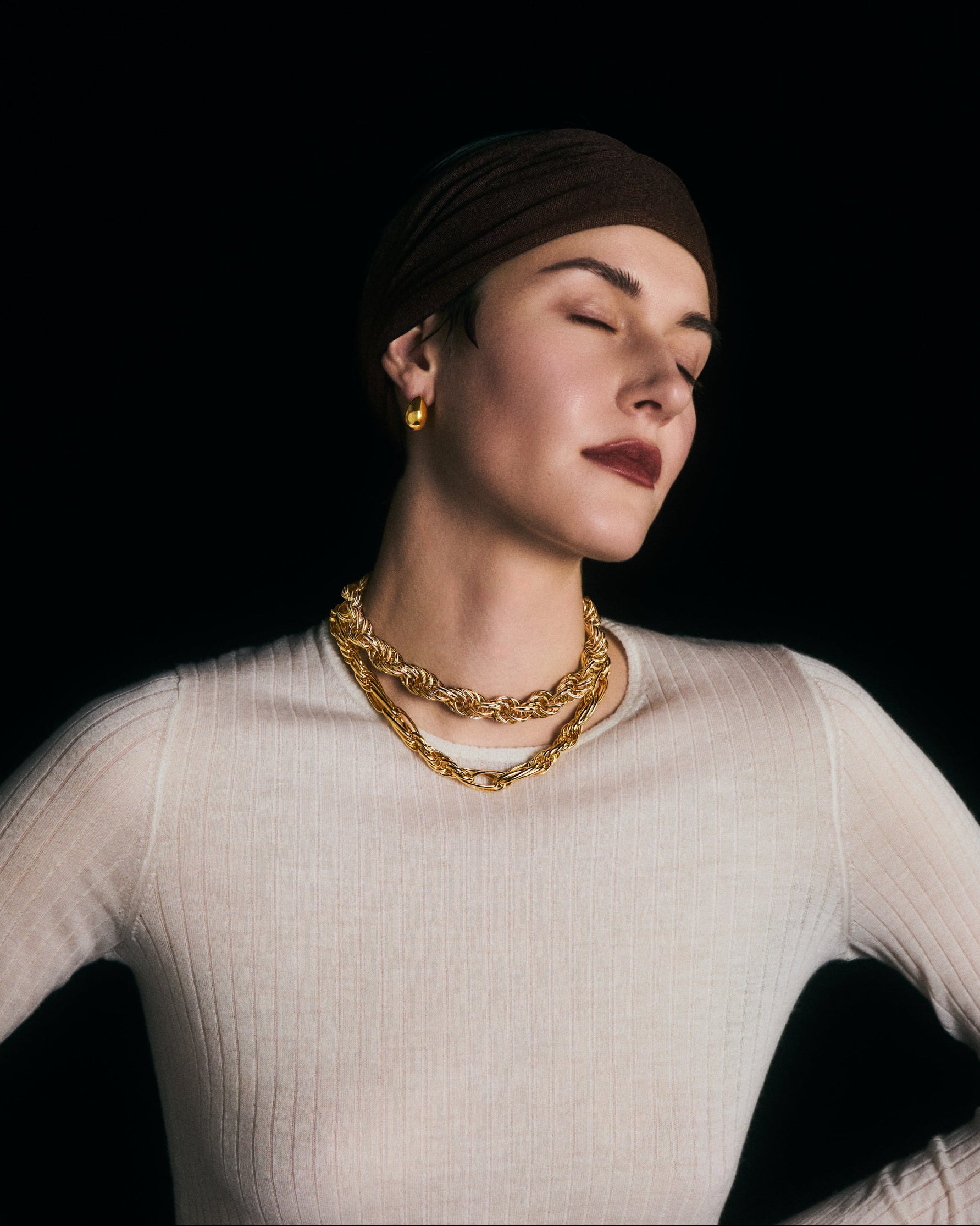 美品IRIS47⭐︎シルバーオーバル型ピアスとリングセット 美品IRIS47⭐︎シルバーオーバル型ピアスとリングセット PIERCE – iris47